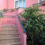 Corona Bed & Breakfast 3*