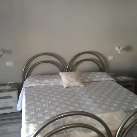 Corona Bed & Breakfast *