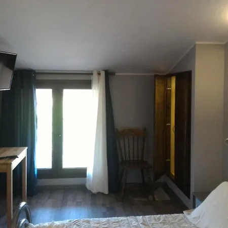 Corona Bed & Breakfast Sardara