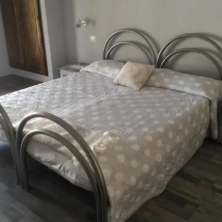 Frühstückspension Corona Bed & Breakfast Sardara