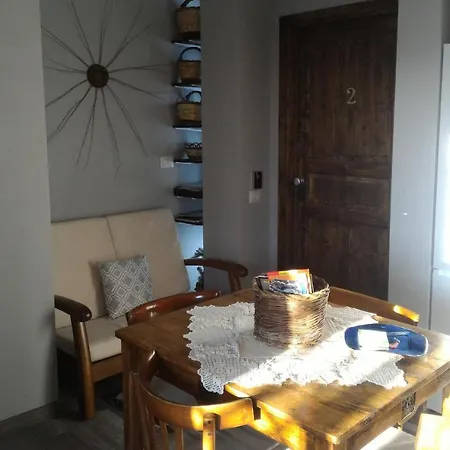 Corona Bed & Breakfast * Sardara