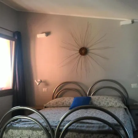 Corona Bed & Breakfast